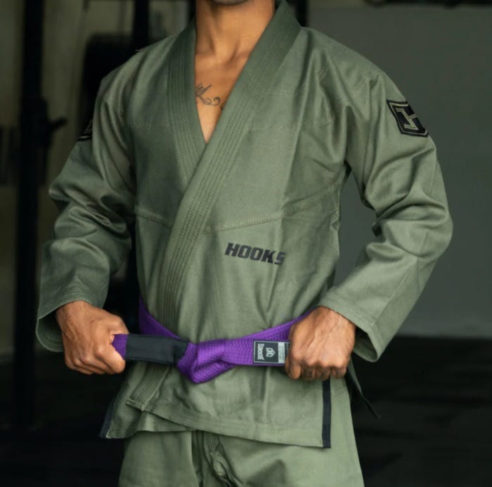Benefits of wearing BJJ Gis. BJJ GIS stands for Brazilian JiuJitsu… by hooksbrand Jun, 2023