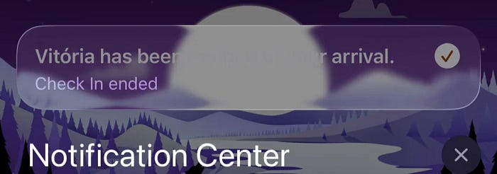 Text not being readable on a notification made of Liquid Glass
