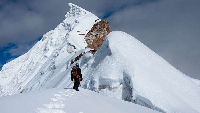 lobuche peak