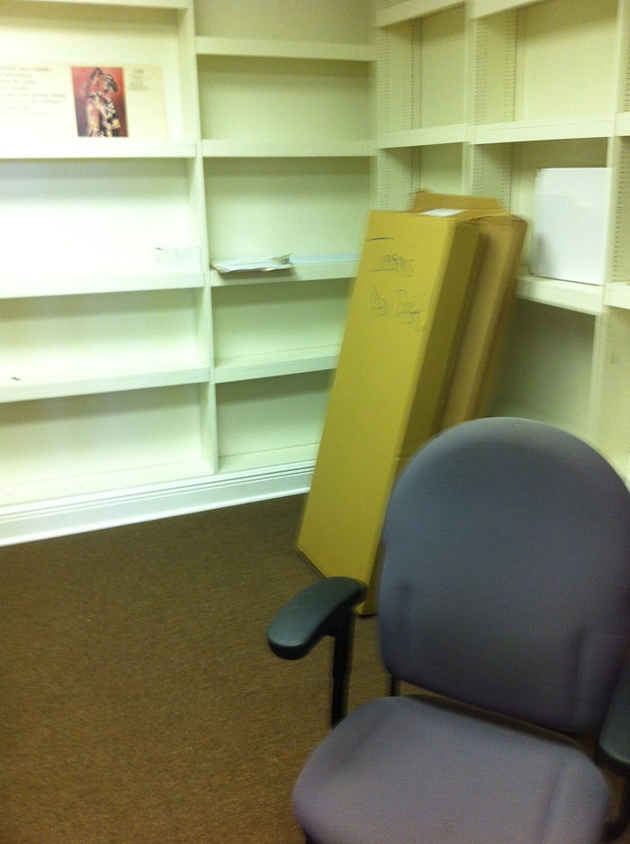empty Healthy Shopper Market office