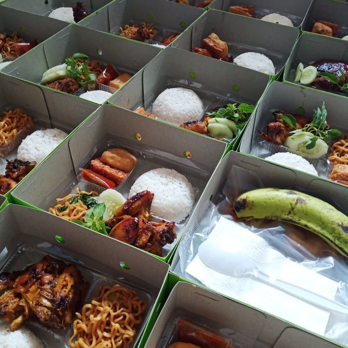 CATERING NASI KOTAK DI BLITAR, KOKI KITA