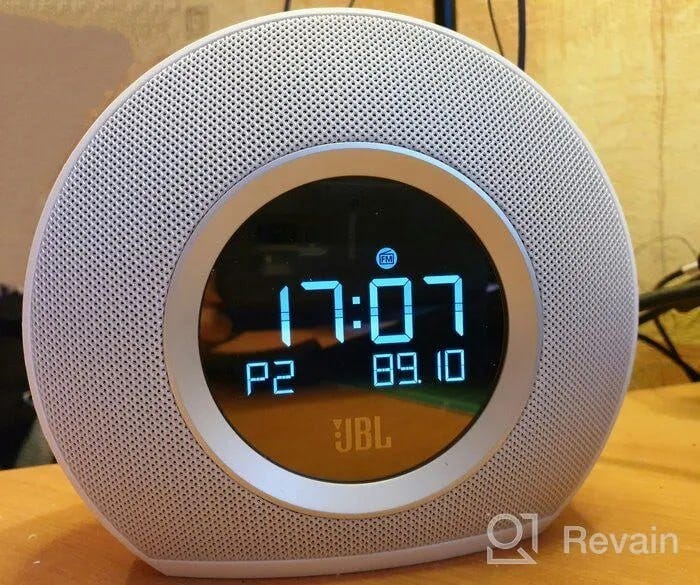 Alarm clockspeaker is a guarantee that you will definitely not