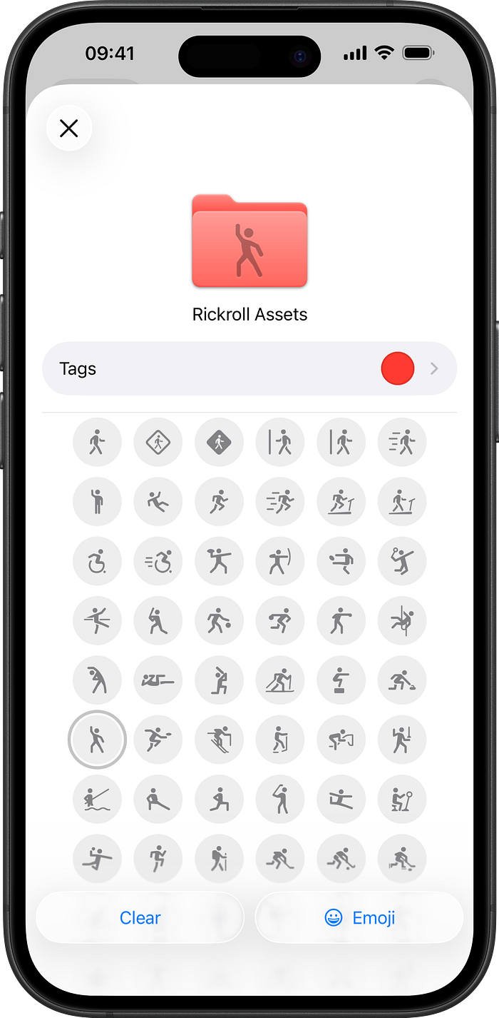 Using icons and colors for iOS 26 folders