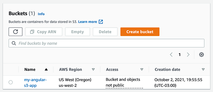 Captura de tela do console do S3 listando o bucket recém criado.