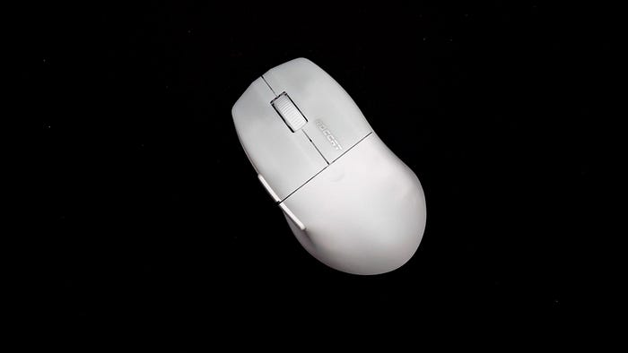 極輕手感、持久體驗:ROCCAT PURE Air & PU 極輕手感、持久體驗:ROCCAT PURE Air & PU