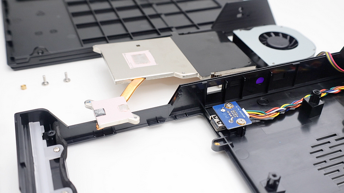 ASUSTOR FS68 系列依舊一支獨秀，12 支 M.2、雙 USB4、雙 10GbE、PCIe Gen4