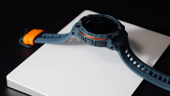 受到大老闆們的愛「戴」？Garmin Instinct 3 體驗分享