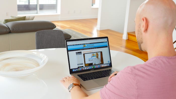 3 Tips For How To Blog The Right Way | by Stefan James | Medium
