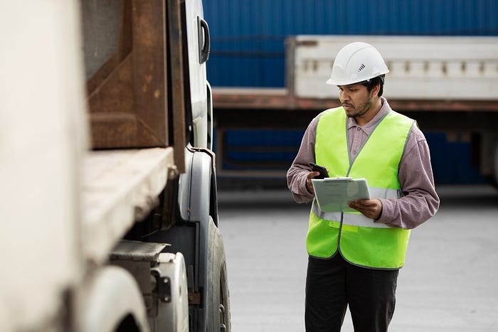 Maximizing Efficiency: The Advantages of Choosing Truck Transport for Your Goods