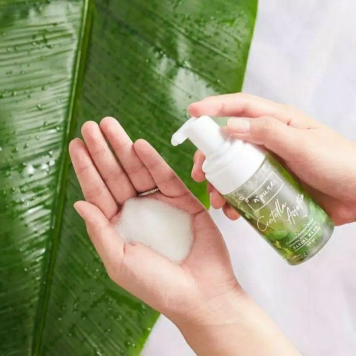 10 Rekomendasi Skincare untuk Anda yang Memiliki Kulit Berjerawat, Bisa Memuluskan Kulit Anda dan Bisa Membuat Kulit Anda Bercahaya!