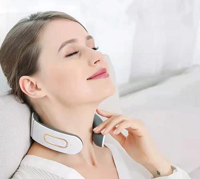 Máy Massage Cổ Vai Gáy Là Gì? Nên Lưu Ý Gì Trước Khi Mua? 1*qSDruW5n1FOPVudngkc8sw