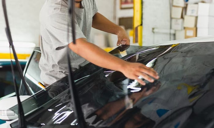 Rolls Royce windshield replacement in Dubai