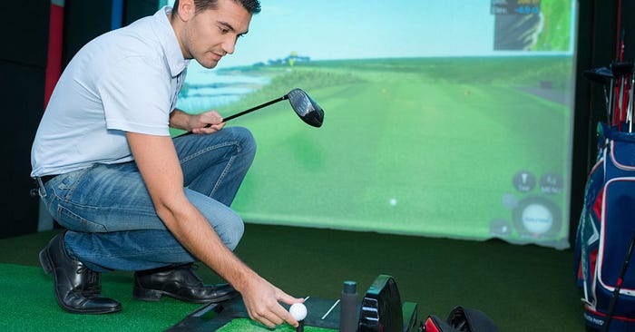 Indoor Golf vs. Driving Range: A Complete Comparison for Golfers