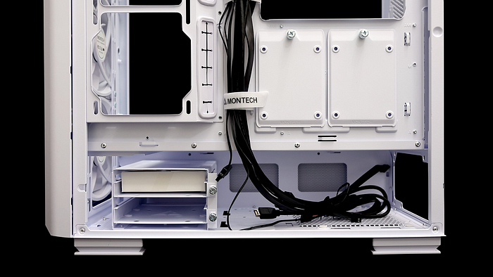 散熱進化 Montech SKY TWO GX 前置預裝三顆 散熱進化 Montech SKY TWO GX 前置預裝三顆