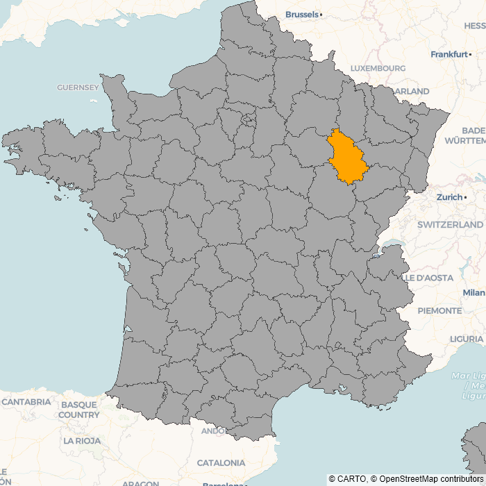 Plotly Mapbox-type map fitted to bounds. Image created by author.