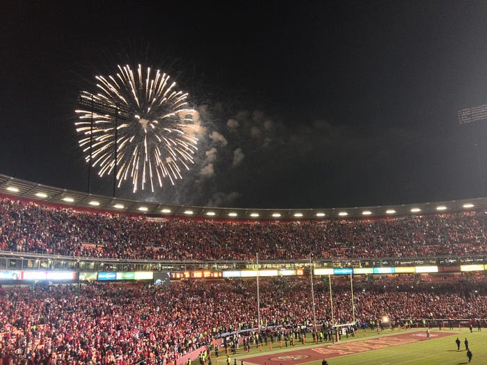 Joe Montana and Dan Marino will play one last game at Candlestick Park