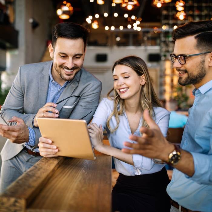 Cada vez más empresas buscan formas de agradecer a sus equipos y clientes con regalos que…