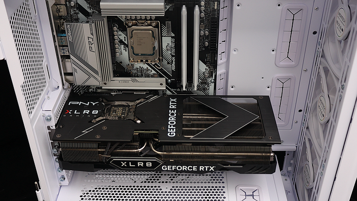 散熱進化 Montech SKY TWO GX 前置預裝三顆 散熱進化 Montech SKY TWO GX 前置預裝三顆