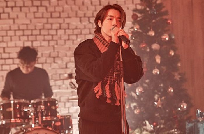 Bintangi MV Rossa, Donghae Super Junior Buat Kru Produksi Nyaris Nangis di Lokasi Syuting