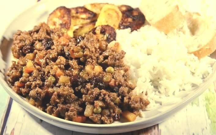 Beans and Rice — Arroz a la Cubana (Giniling)