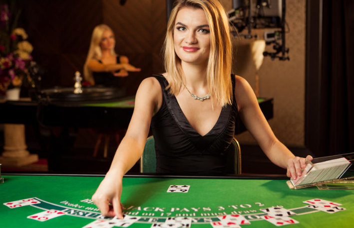 5 Things People Hate About casino