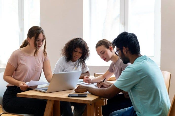 Best Courses to Pursue After 12th Commerce for a Bright Future