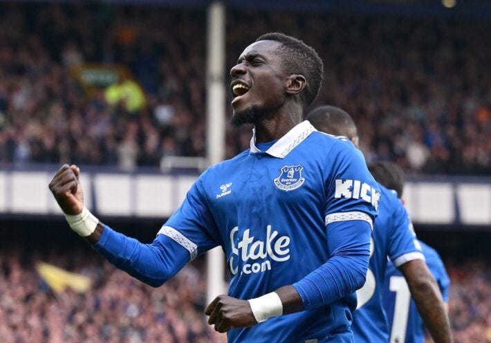 The hunt for a partner to Idrissa Gueye