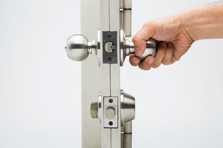 How Can a Locksmith Help You Rekey a Deadbolt Lock for Added Convenience and Security?