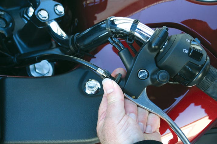 how-to-ride-a-motorcycle-with-a-broken-clutch-cable-by-silco-auto