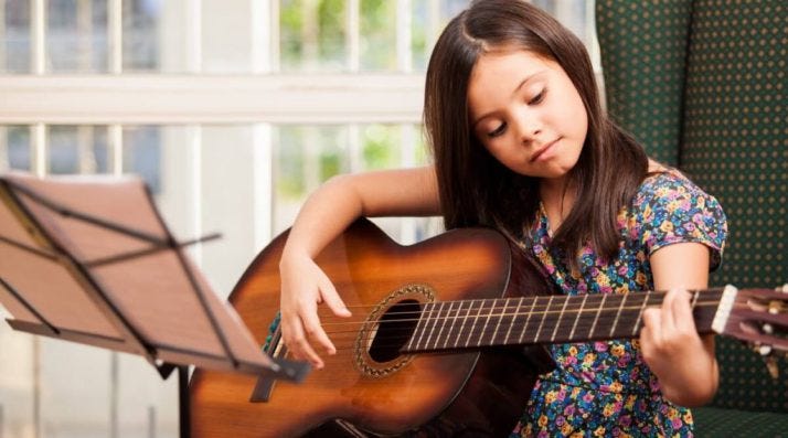 Que faire si votre enfant souhaite débuter la guitare ?, by MyGuitare