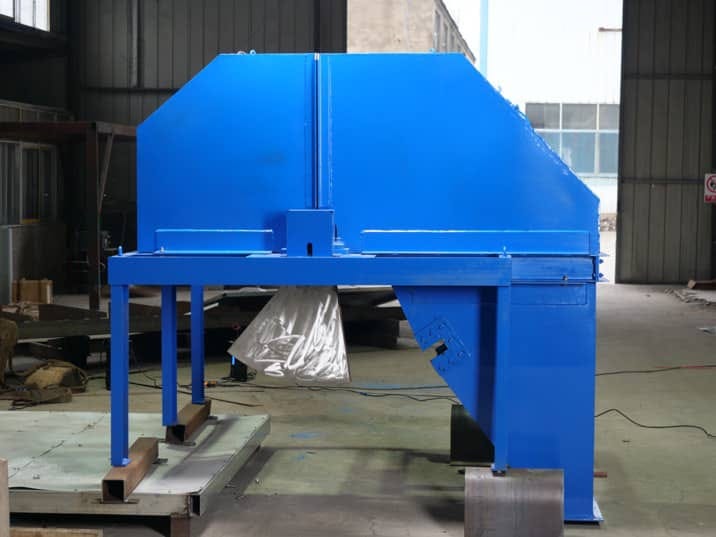 085336876699 — Automatic Sampler on Conveyor Belt