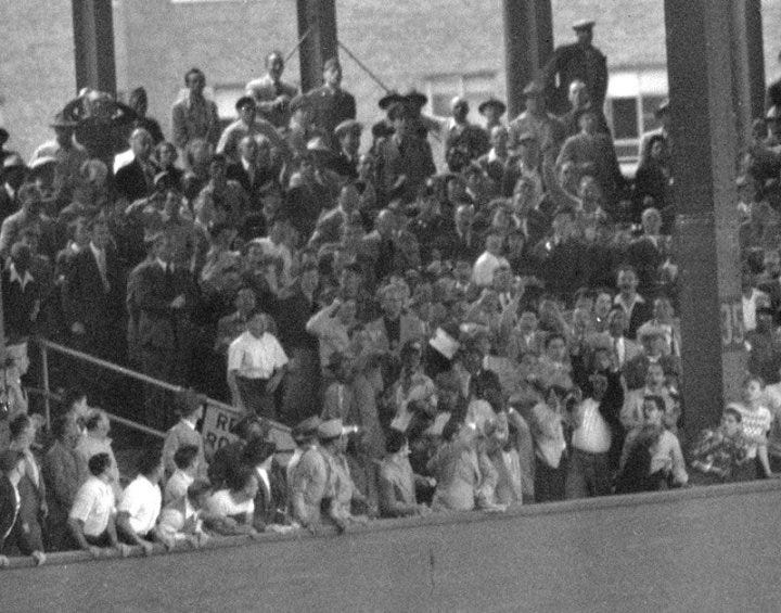Thomson’s homer going into stands