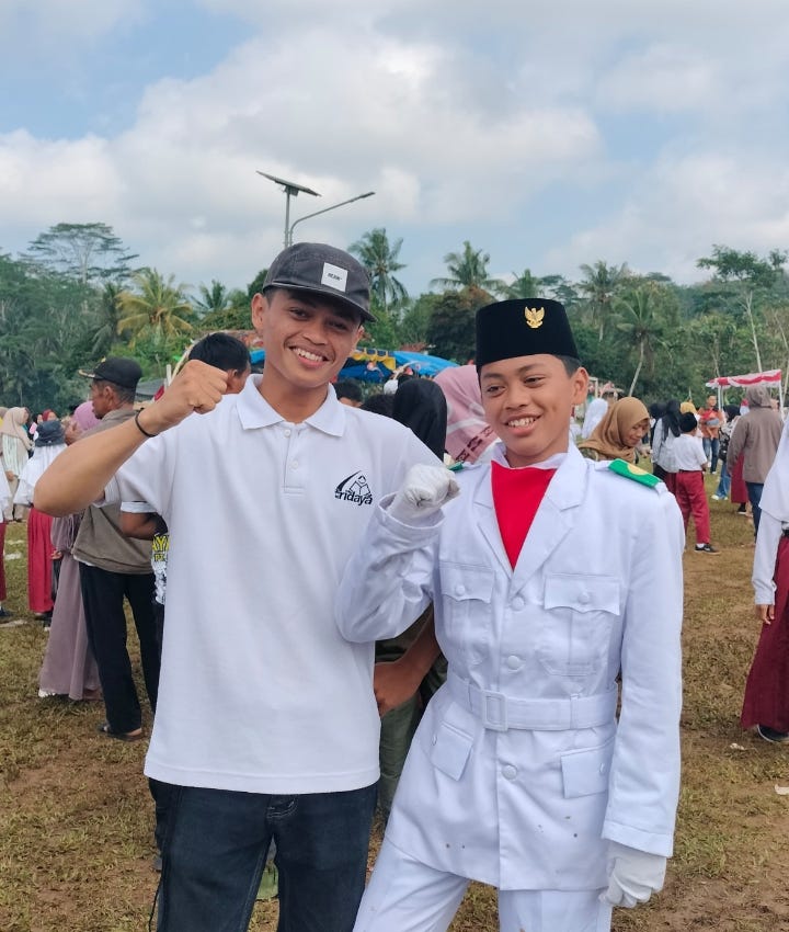 Catatan ini untuk dua laki-laki gagah yang sedang bertumbuh besar