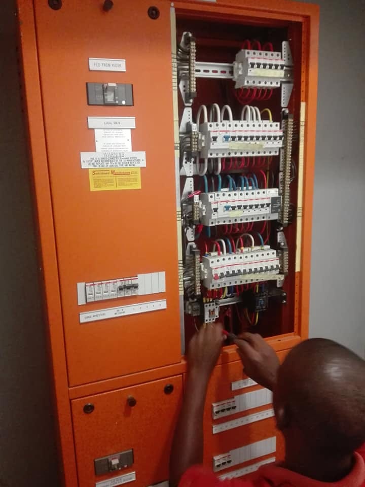 Waterkloof Glen Electrician 0716260952 Expert Electrician by Martin Rodger Jan, 2024 Medium