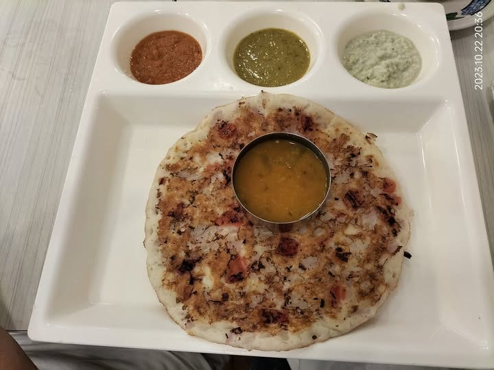 Uttapam served at a local eatery (Photo credit: Cuifen Pui)