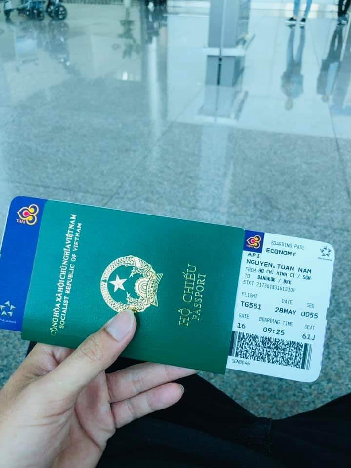 Authentic German driver’s license, how do I get a German passport? by