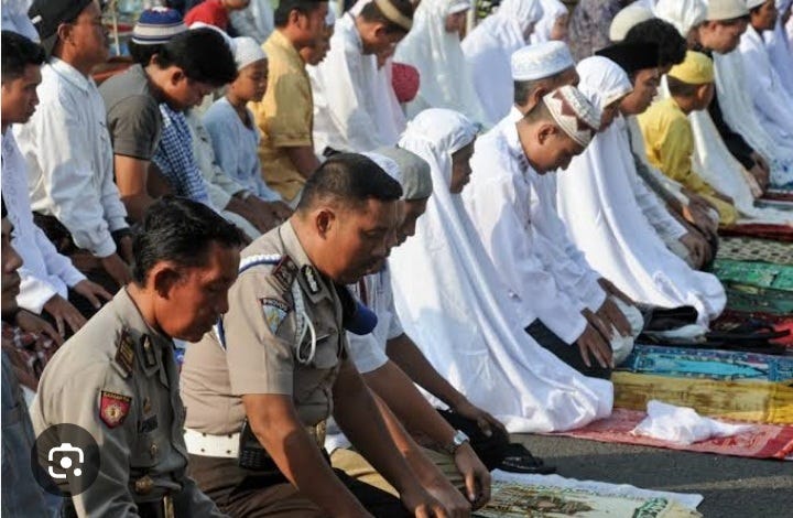 A Day in the Life of a Muslim
