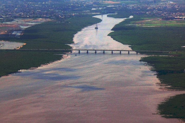 CSMT- Panvel Elevated fast corridor project will go through Thane creek