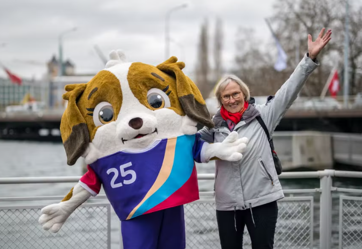 Swiss perkenalkan maskot untuk Piala Eropa Wanita UEFA 2025, Maddli si anak anjing