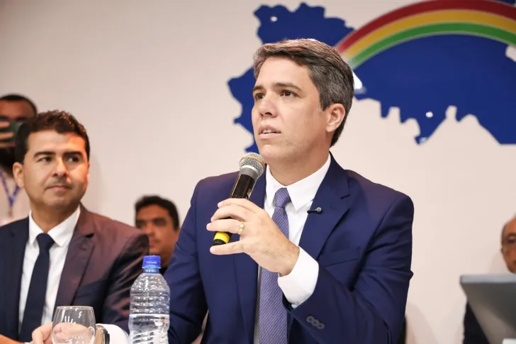 Prefeito de Aliança Pedro Freitas assume a presidência da AMUPE.