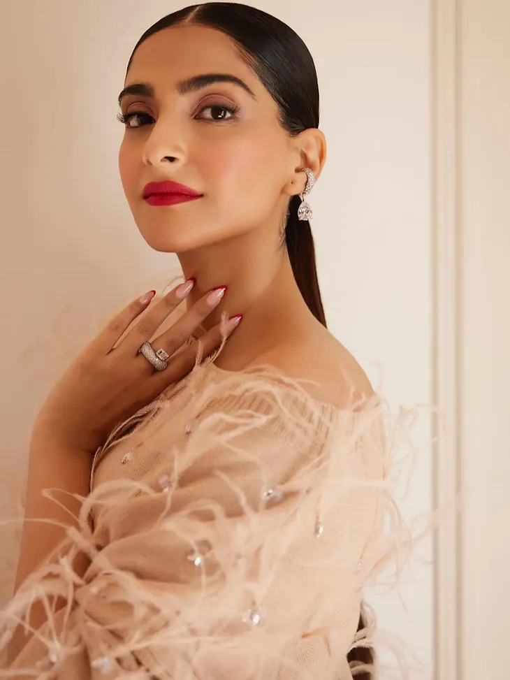 Sonam Kapoor Wore The Same Ana Khouri Diamond Earring As Hailey Bieber And Nicole Kidman