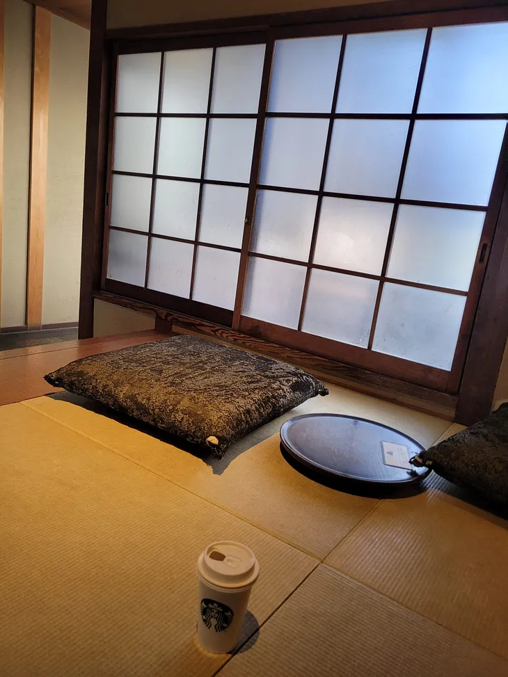 Visiting a traditional Japanese-style Starbucks in Kyoto’s Ninenzaka