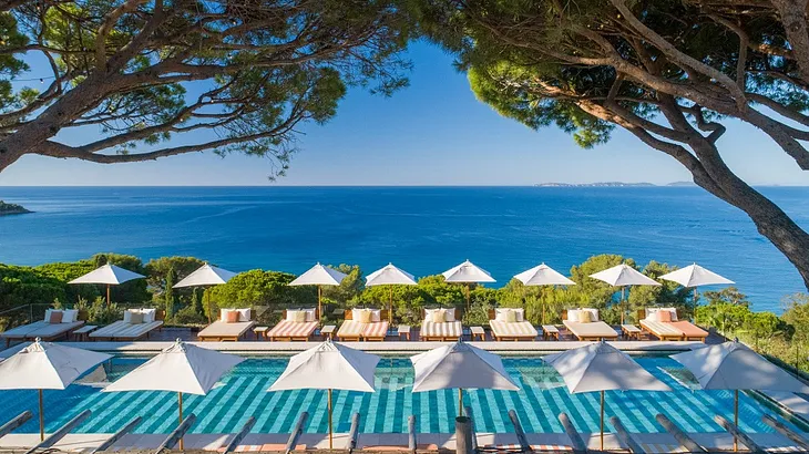 Luxury Hotels and Resorts in Nice: The Ultimate Introduction