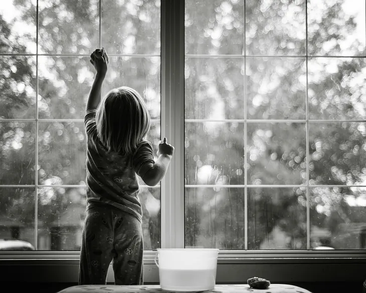 Stress Relief Through Tidying Up: How Cleaning and Organizing Boost Your Mental Health