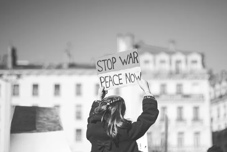 Stop war Peace now protestors