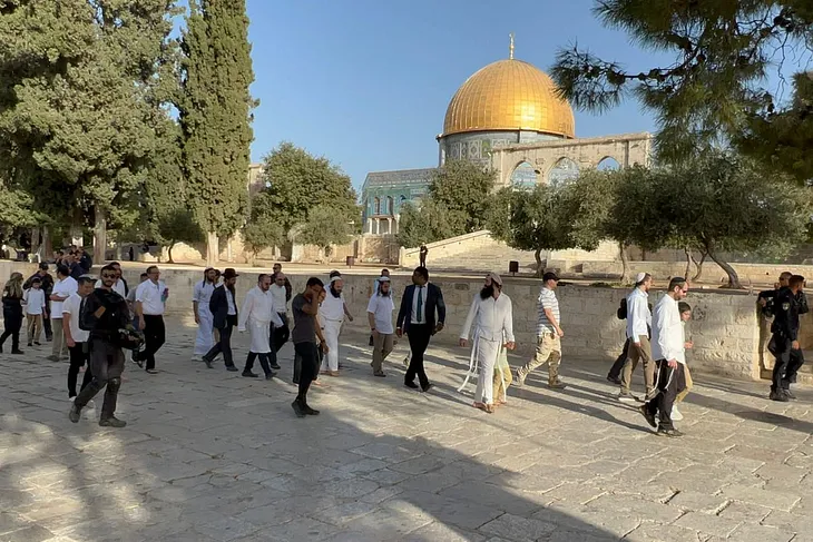 Indonesia’s Aqsa Working Group condemns settlers storming Al-Aqsa, Ibrahimi Mosques