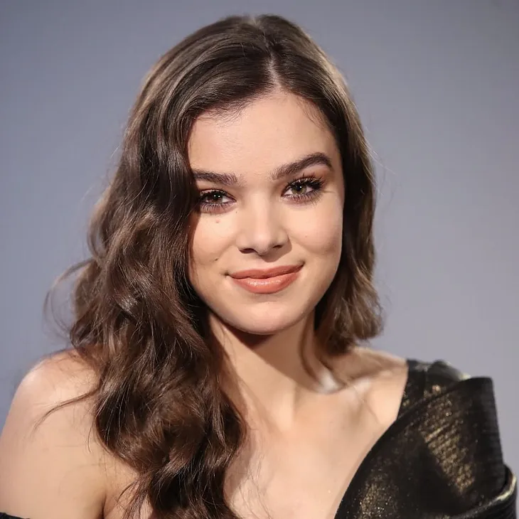 Hailee Steinfeld Measurements | Hailee Steinfeld Celebrity Biography