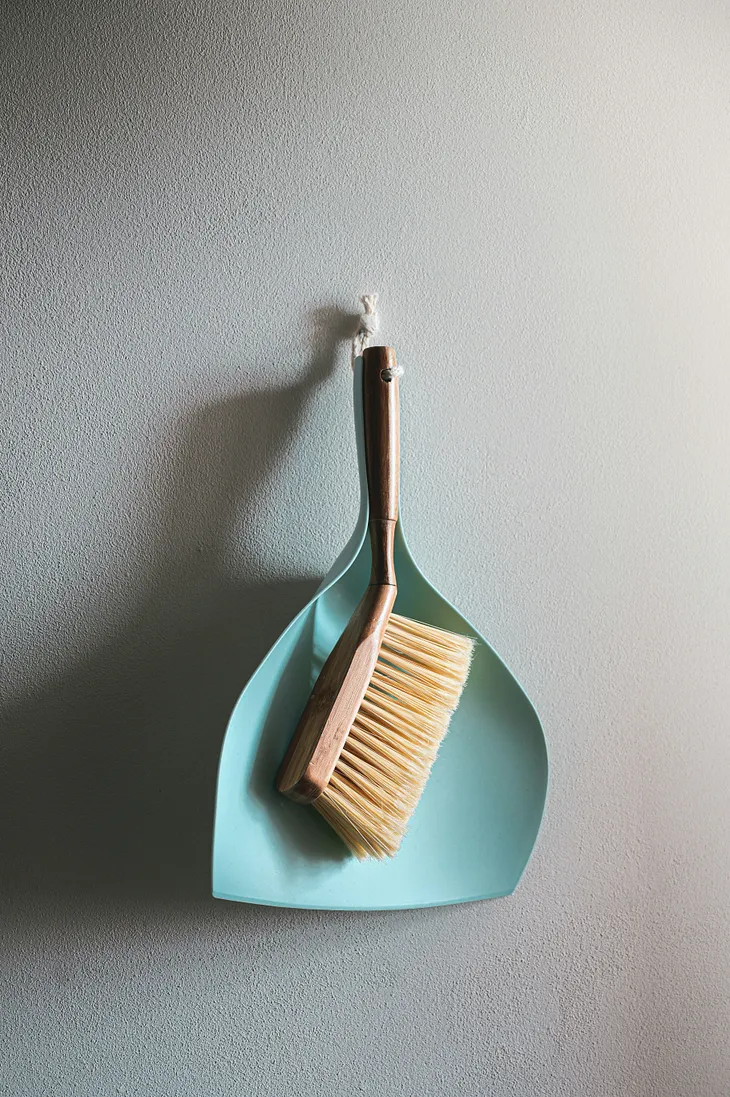 House to home: Part 3 ~ Cleaning, “Toddying” up, and listing