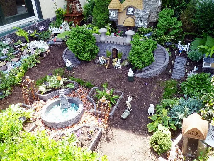 How to Make the Beautiful Fairy Garden Ideas