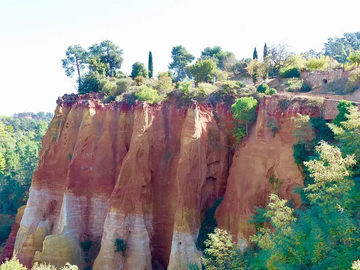 Day 27… October 18, 2017…A different part of Provence…Roussillon and Village des Bories, France